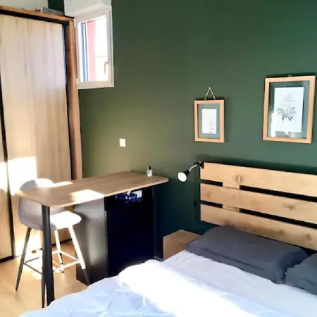 Apartment T2 Style/calme Et Confortable *