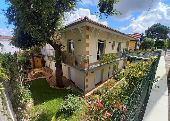 T2 Style/calme Et Confortable Lägenhet